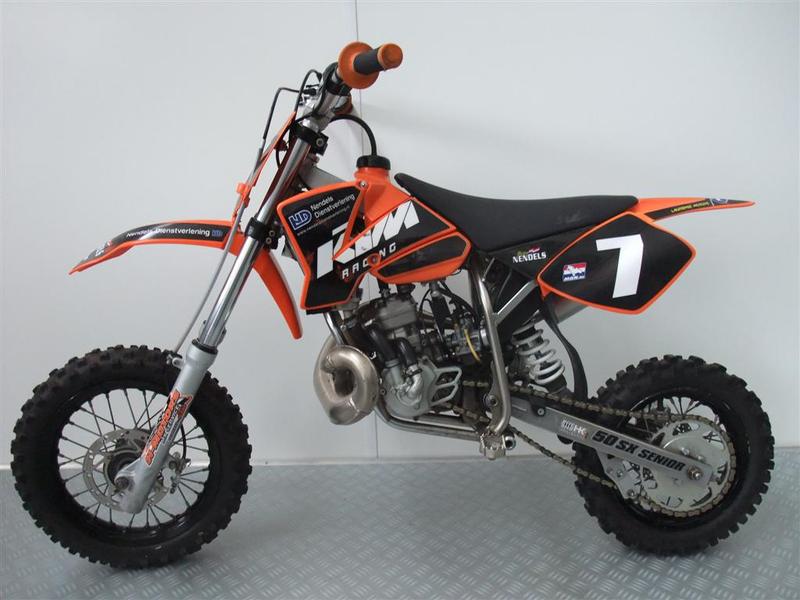 Ktm 50 Pro Senior Farolas Jardin