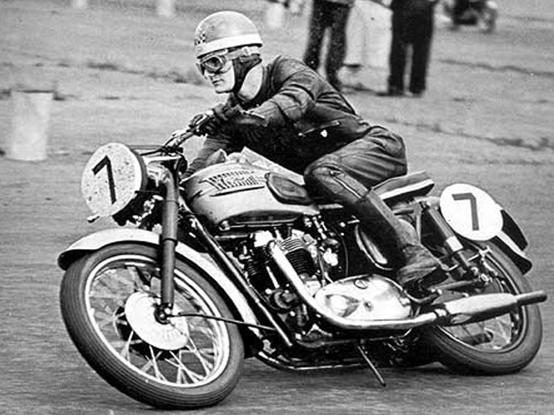 Triumph T110 Mike Hailwood