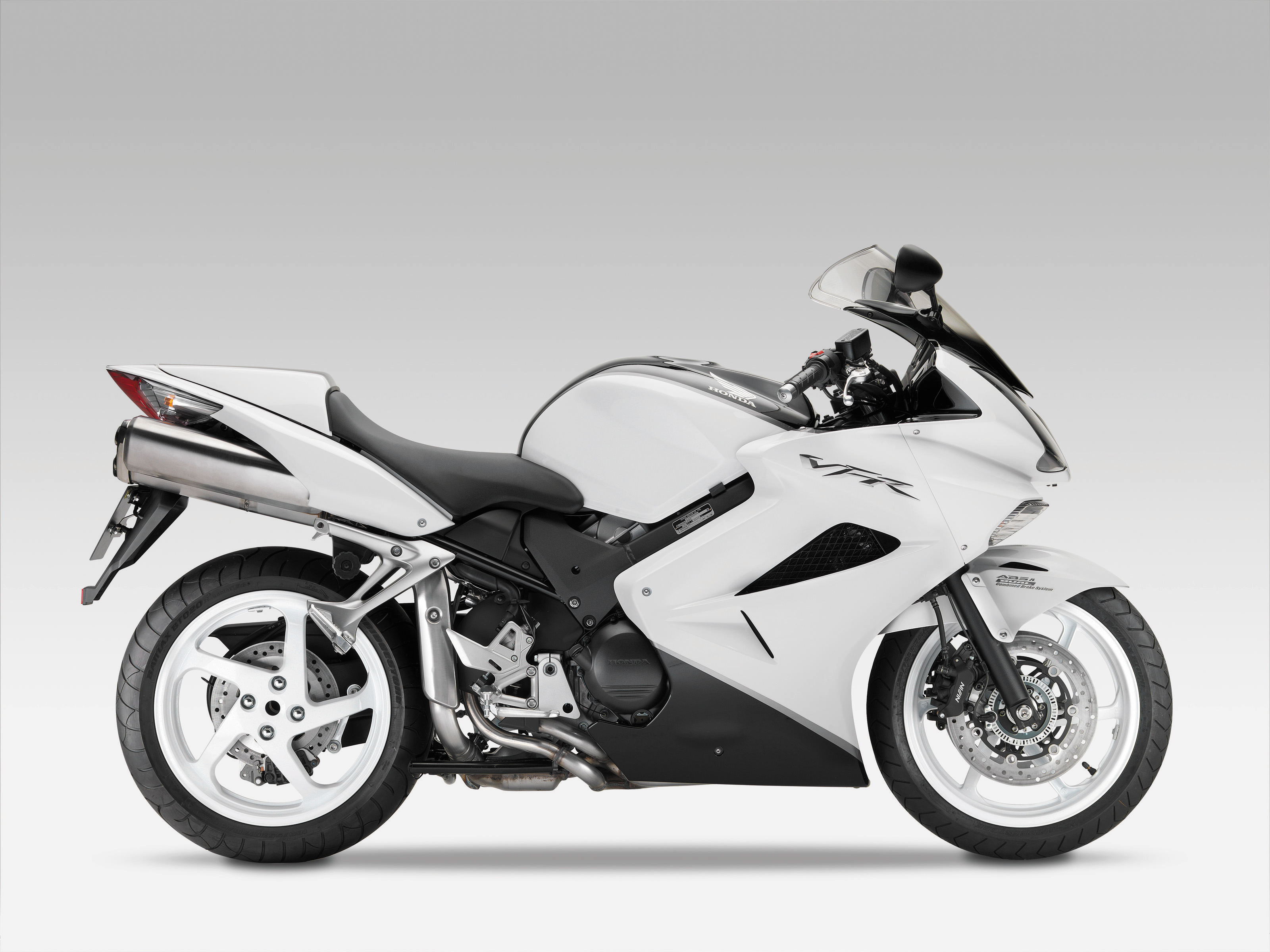 Honda vfr 800 vtec abs 2009