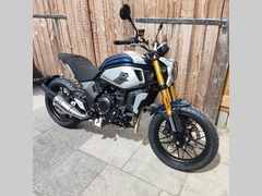 CFMOTO 700 CL-X HERITAGE