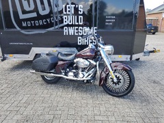 HARLEY-DAVIDSON ROAD KING CUSTOM FLHRSI