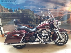 HARLEY-DAVIDSON ROAD KING FLHR