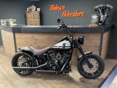 HARLEY-DAVIDSON SOFTAIL CUSTOM