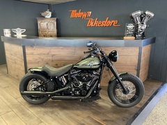 HARLEY-DAVIDSON SOFTAIL CUSTOM