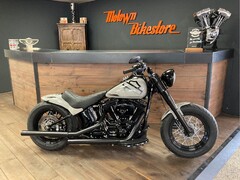 HARLEY-DAVIDSON SOFTAIL SLIM