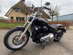 HARLEY-DAVIDSON SOFTAIL STANDARD