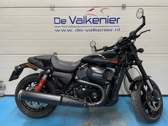 HARLEY-DAVIDSON STREET ROD