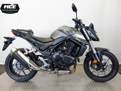 HONDA CB 750 HORNET