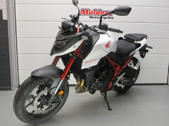HONDA CB 750 HORNET