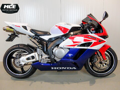 HONDA CBR 1000 RR FIREBLADE