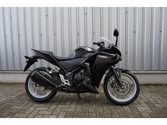HONDA CBR 250 R