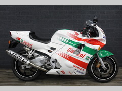 HONDA CBR 600 F