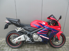 HONDA CBR 600 RR