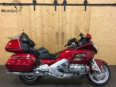 HONDA GL 1800 GOLDWING