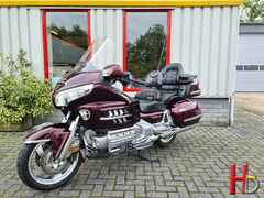 HONDA GL 1800 GOLDWING