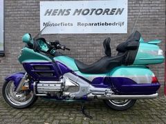 HONDA GL 1800 GOLDWING