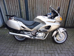 HONDA NT 650 V DEAUVILLE