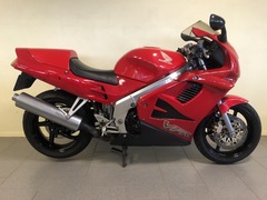 HONDA VFR 750 F