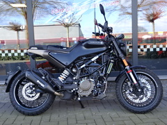HUSQVARNA SVARTPILEN 125