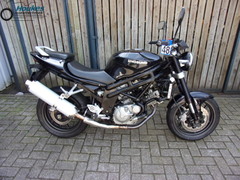 HYOSUNG GT 650I NAKED