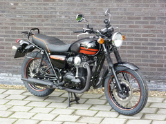 KAWASAKI W800