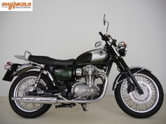 KAWASAKI W800