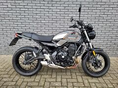 KAWASAKI Z650RS