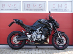 KAWASAKI Z900