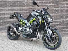 KAWASAKI Z900