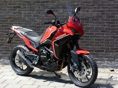 MOTO MORINI X-CAPE