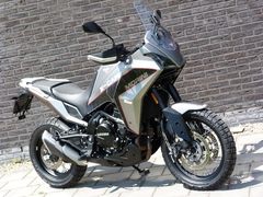 MOTO MORINI X-CAPE