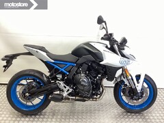 SUZUKI GSX-8S