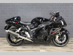 SUZUKI GSX-R 1300 HAYABUSA
