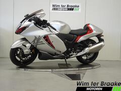SUZUKI GSX-R 1300 HAYABUSA