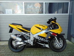 SUZUKI GSX-R 600