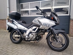 SUZUKI V-STROM DL 650