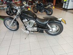 SUZUKI VS 1400 INTRUDER