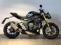 TRIUMPH SPEED TRIPLE 1200 RS