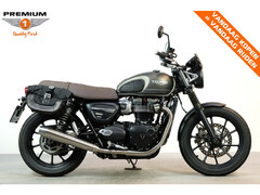 TRIUMPH STREET TWIN