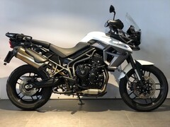TRIUMPH TIGER 800 XR
