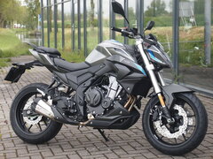 VOGE 500 R