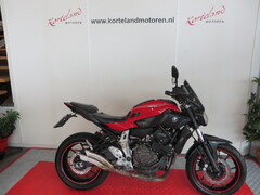 YAMAHA MT 07