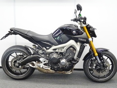 YAMAHA MT 09