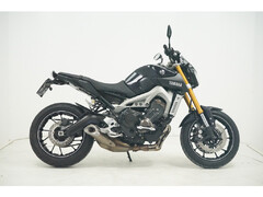 YAMAHA MT 09