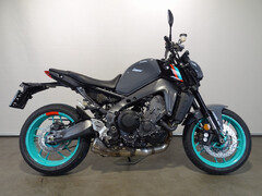 YAMAHA MT 09