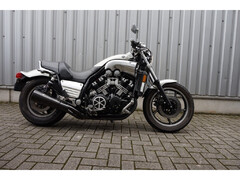 YAMAHA VMAX