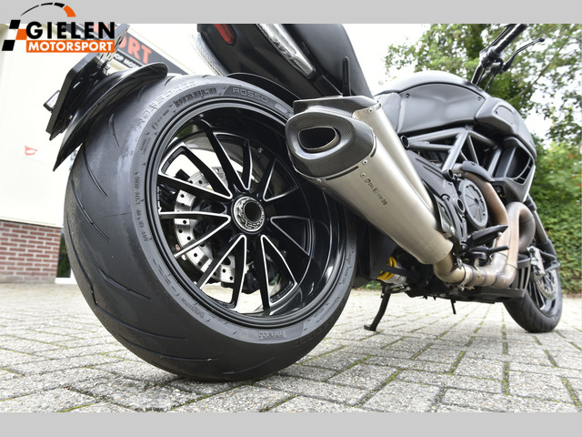 ducati - diavel-dark