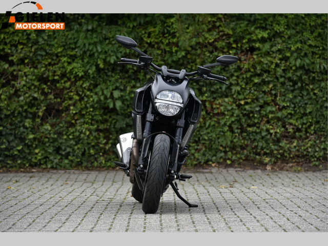 ducati - diavel-dark