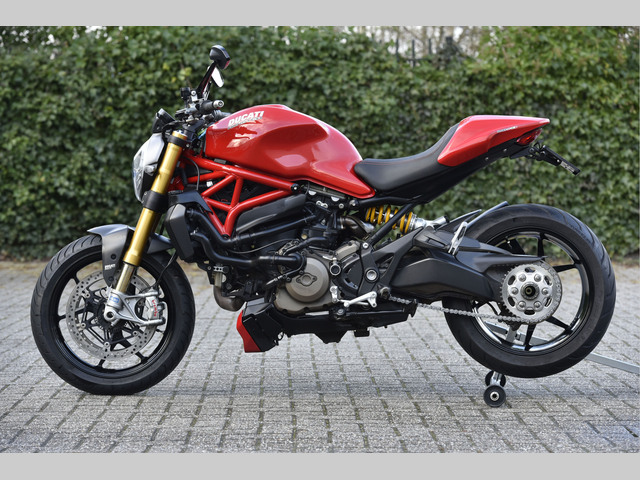 ducati - monster-1200-s