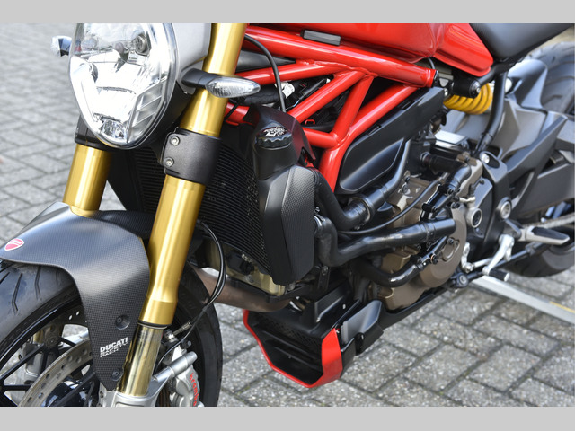 ducati - monster-1200-s